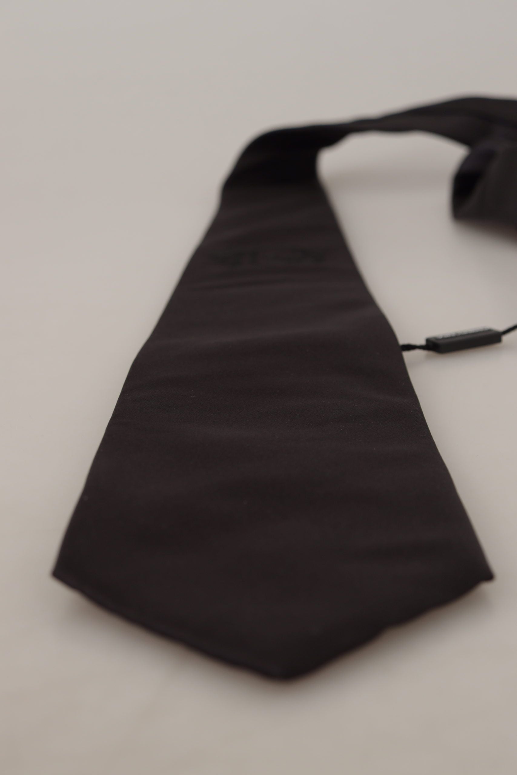 Dolce & Gabbana Sleek Silk Tie for the Refined Gentleman