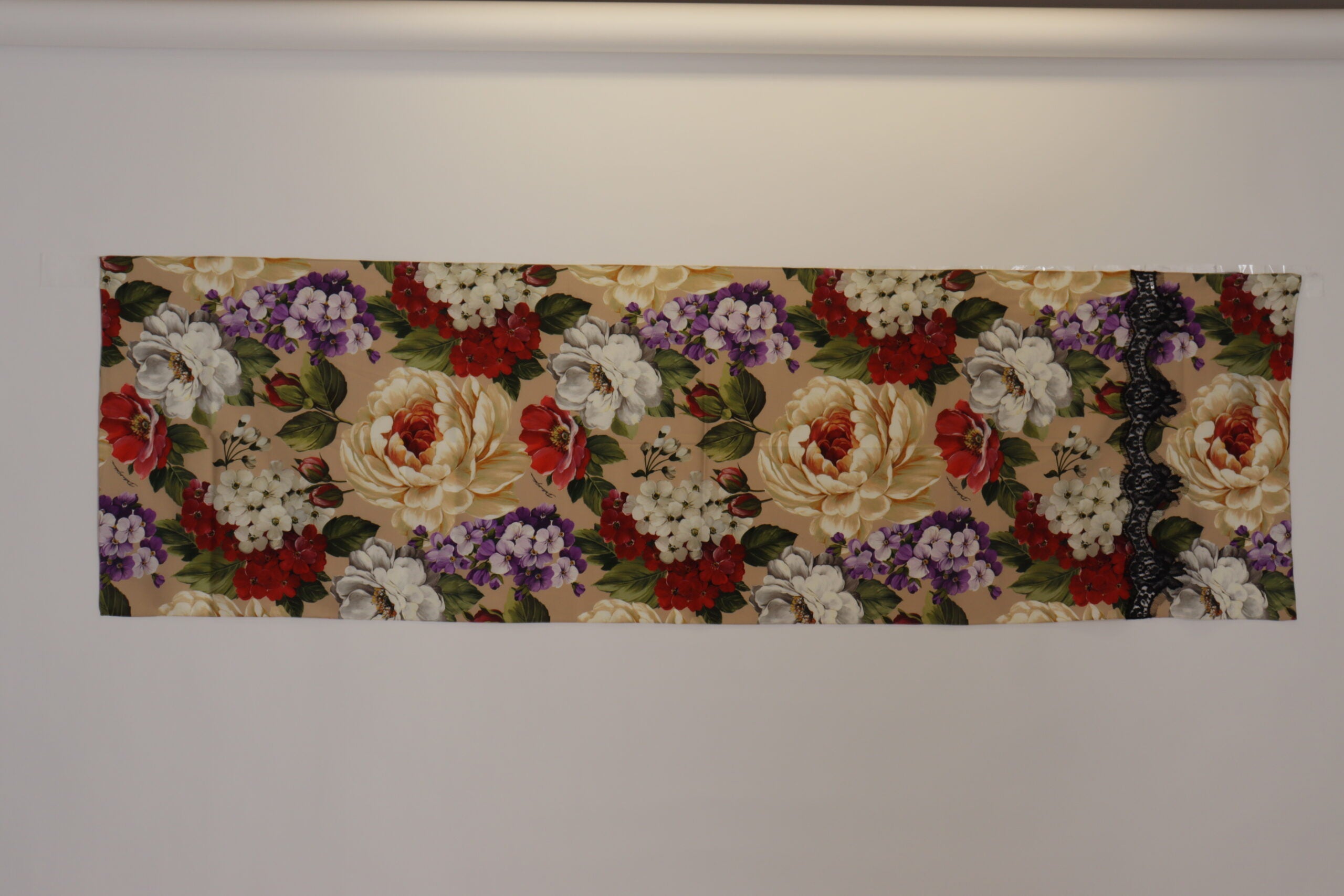 Dolce & Gabbana Floral Silk-Blend Luxury Scarf