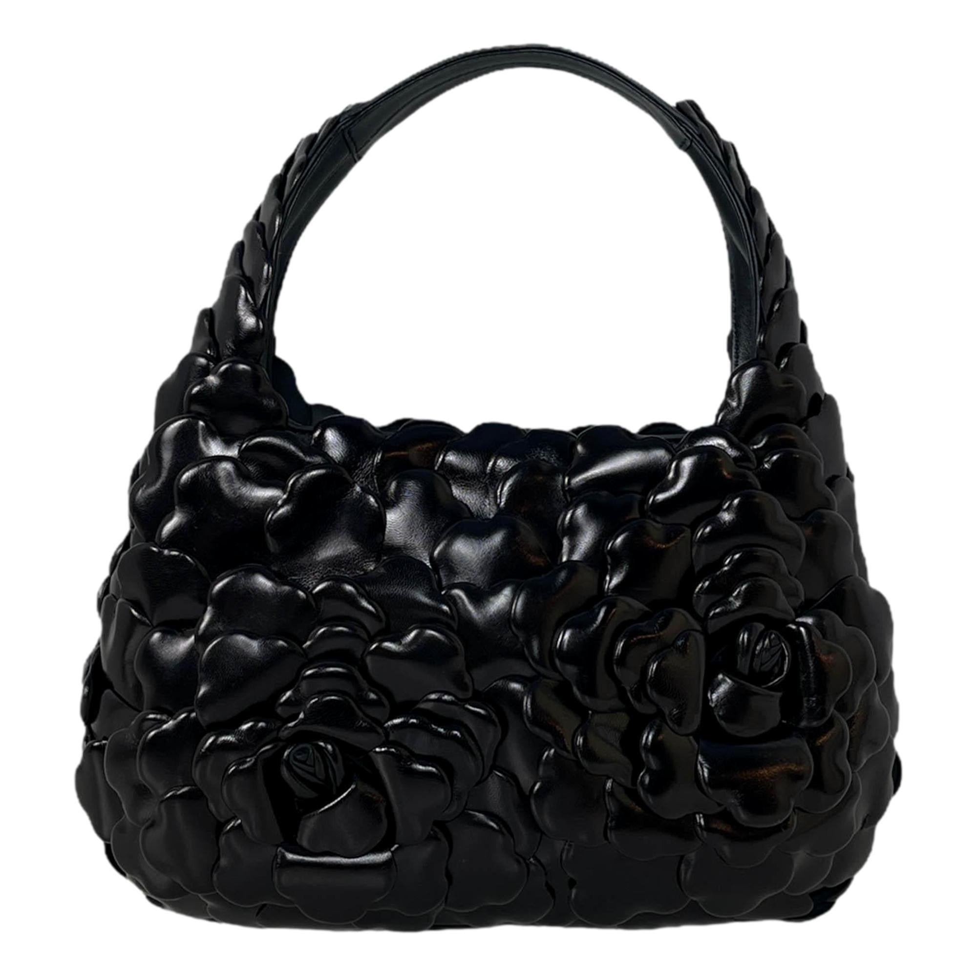 Valentino Garavani Atelier Bag 03 Black Oro Rose Edition Small Hobo Bag